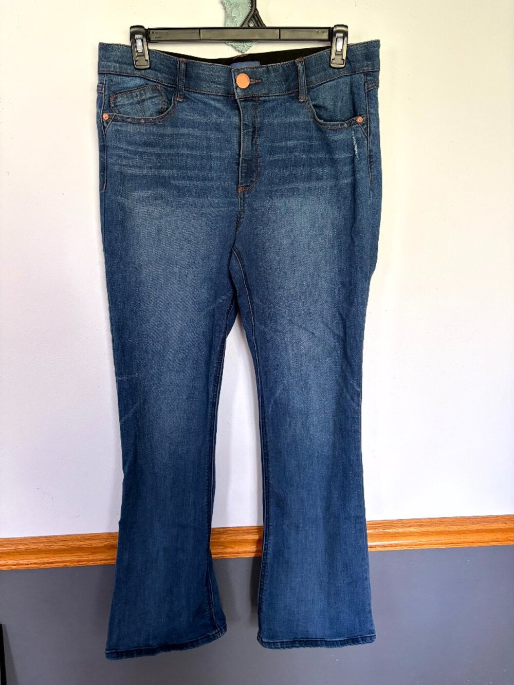 Democracy AB Solutions Women's Size 16 Straight Leg Blue Jeans